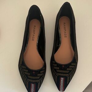 Rampage Black and Gold Patterned Flats